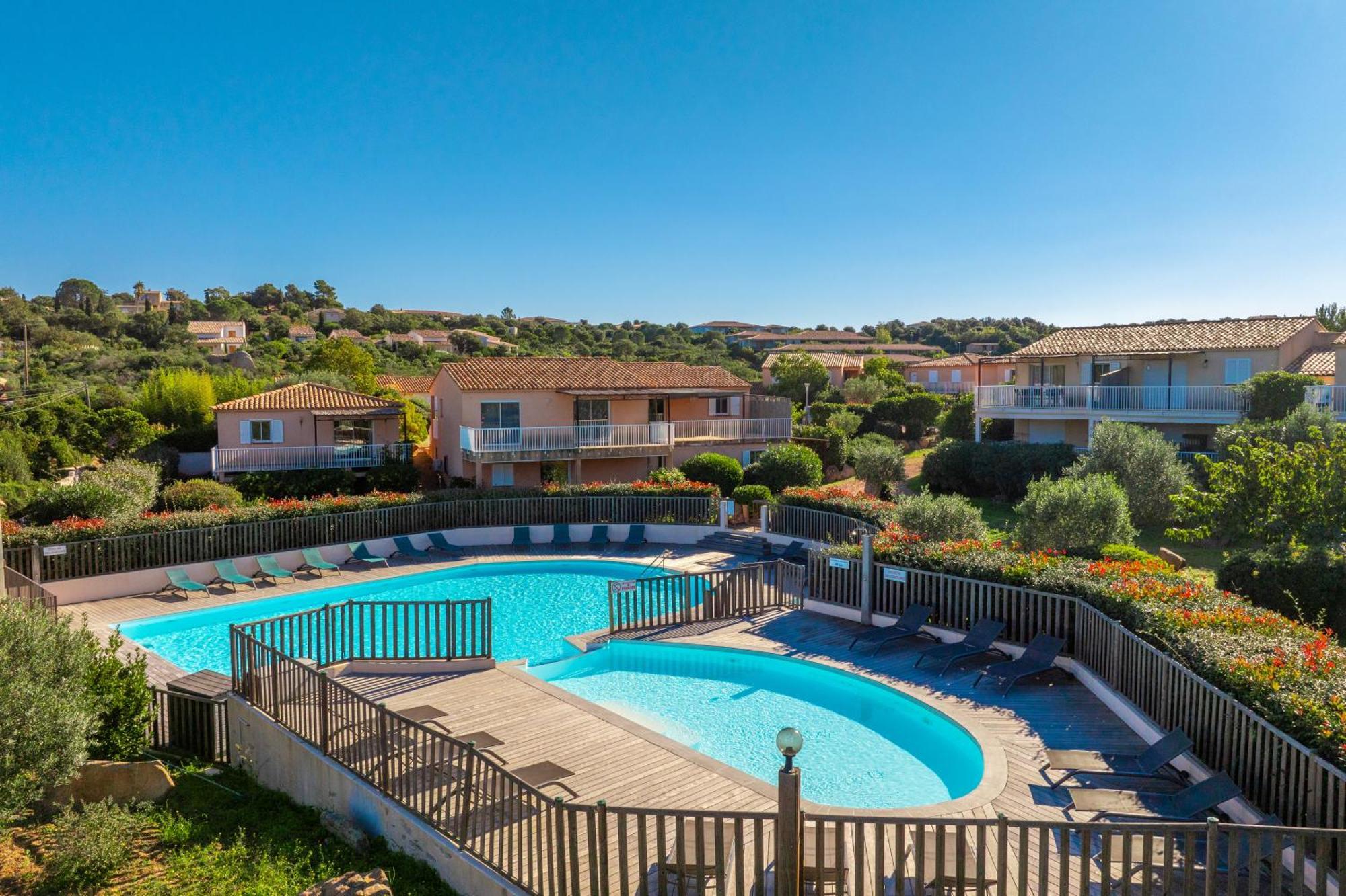 Residence Santa Giulia Park Порто-Векио Екстериор снимка