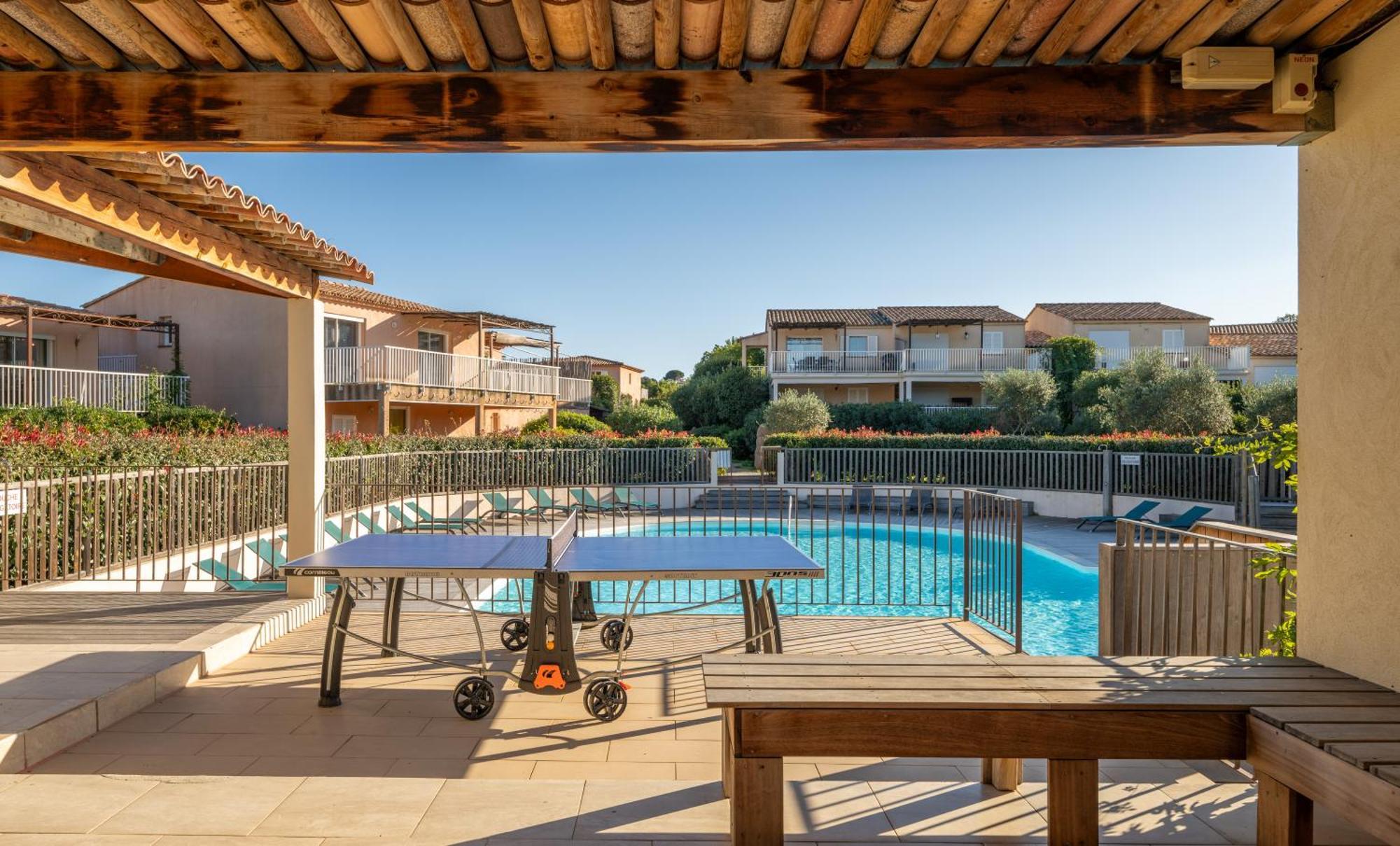 Residence Santa Giulia Park Порто-Векио Екстериор снимка