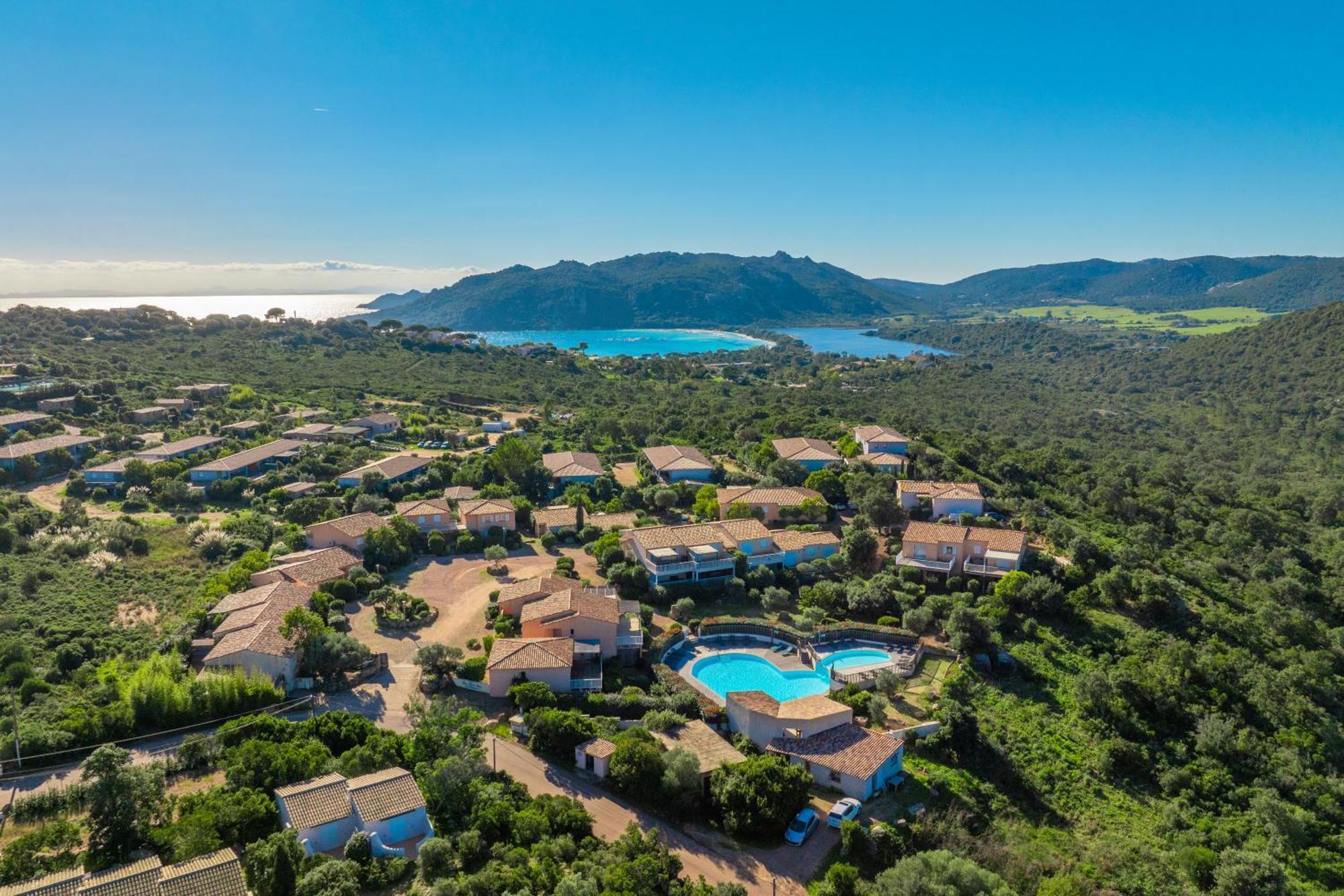 Residence Santa Giulia Park Порто-Векио Екстериор снимка