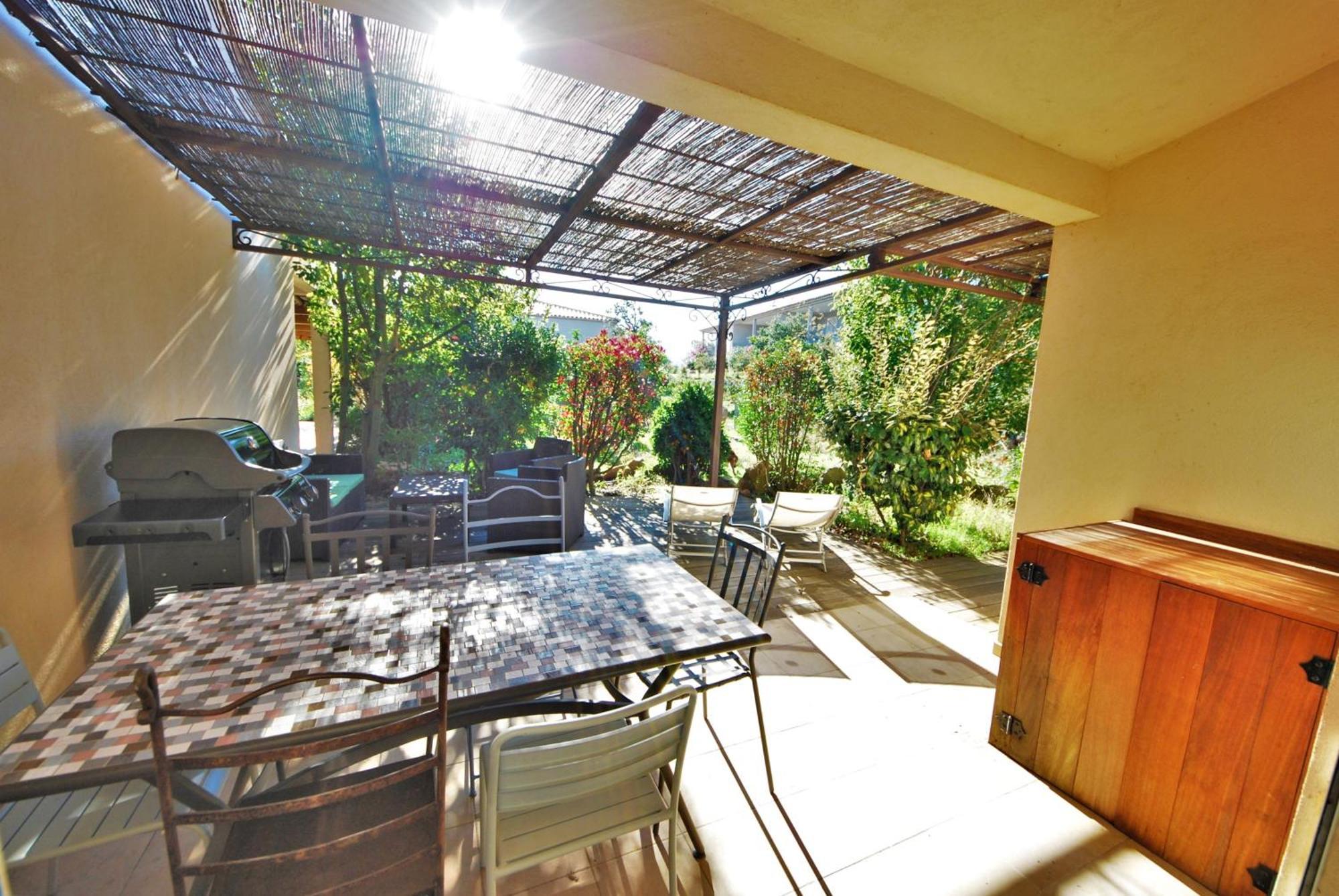Residence Santa Giulia Park Порто-Векио Стая снимка