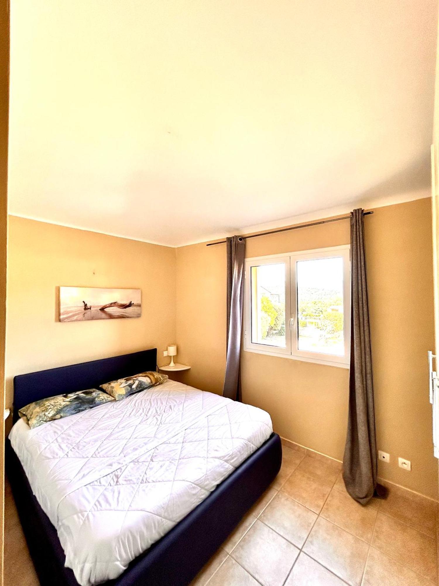 Residence Santa Giulia Park Порто-Векио Стая снимка